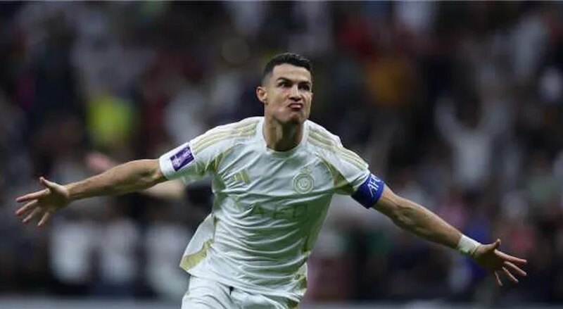 هل يشارك رونالدو مع الأهلي في المونديال؟.. تفاصيل مفاجئة حول انتقاله إلى النادي – عاجل