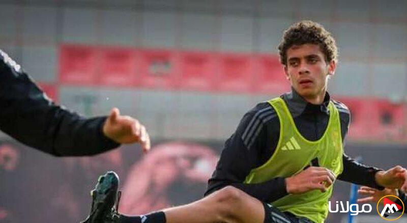 حمزة عبدالكريم يتوج بجائزة أفضل لاعب في مباراة مصر وأنجولا