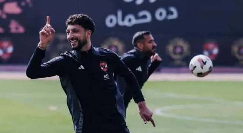 قناة الأهلي: قرار مشاركة وسام أبوعلي أمام صن داونز سيتم اتخاذه قريباً.