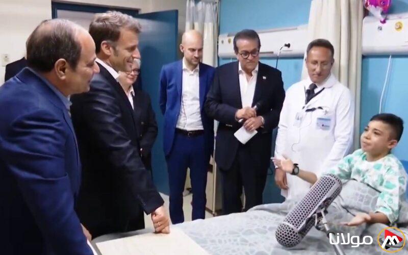 السيسي يشجع طفلًا من غزة على الدعاء لهم (فيديو)