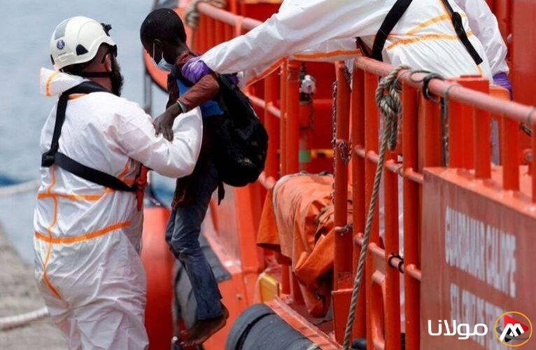 إسبانيا تُقرّ استراتيجية لتقليل ضغط المهاجرين القاصرين من جزر الكناري