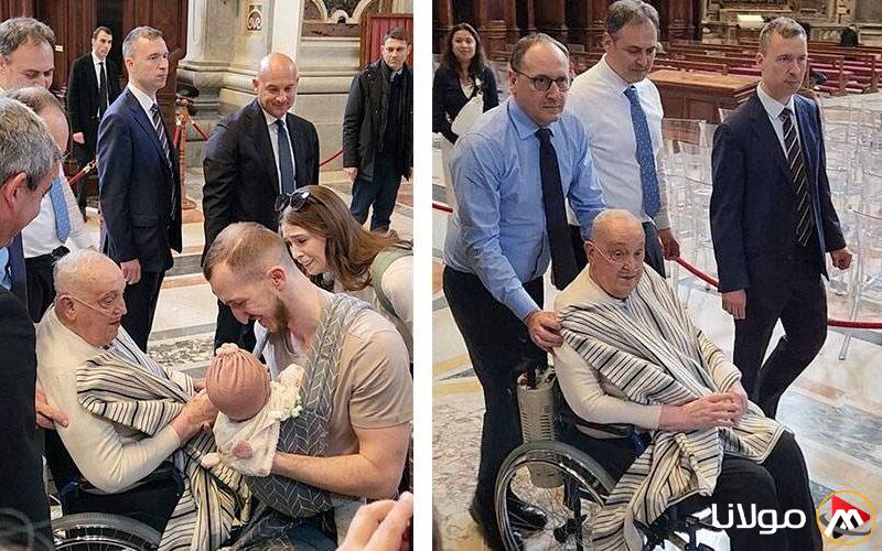 بابا الفاتيكان يزور الكاتدرائية بشكل مفاجئ بملابس عادية