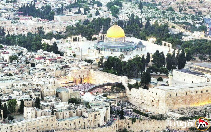 اعتداءات على الفلسطينيين في الضفة الغربية ومداهمات مستمرة للأقصى