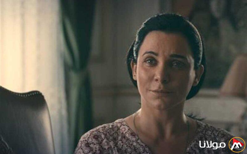 وراء كواليس إنتاج أول فيلم سوري: تفاصيل آخر مشاريع سلاف فواخرجي قبل إلغائها.
