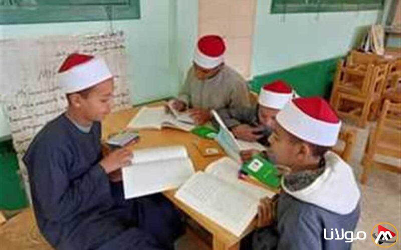 ما هي قيمة مكافآت العاملين في كنترولات امتحانات الشهادتين الابتدائية والإعدادية الأزهرية؟