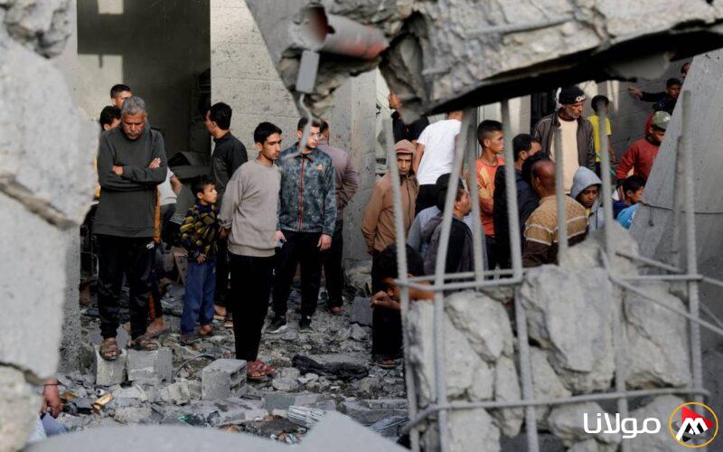 غارات تسفر عن مقتل 25 فلسطينيًا في غزة.. وحزب إسرائيلي يدعو لإعادة الرهائن ووقف النزاع