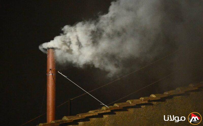 رئاسة الدخان الأبيض: كيف يختار الفاتيكان البابا الجديد من خلال طقوس غير مألوفة؟