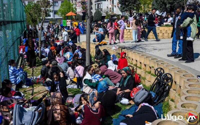 إصابة 150 شخصاً نتيجة قفزهم من المباني أثناء زلزال إسطنبول