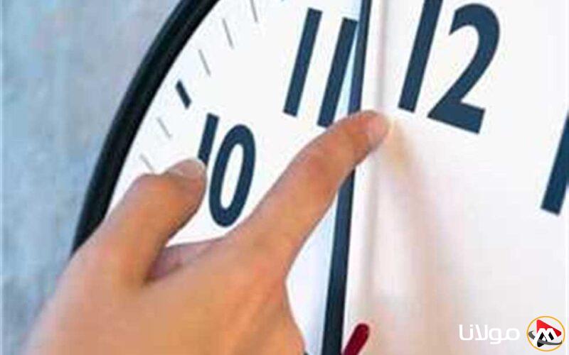“قم بتعديل ساعتك واكتشف أوقات الصلاة حالاً” .. تاريخ بدء التوقيت الصيفي 2025