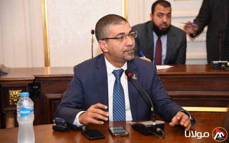 غير قانوني.. أول رد برلماني على تصريحات عمرو أديب حول هجرة الأطباء إلى الخارج
