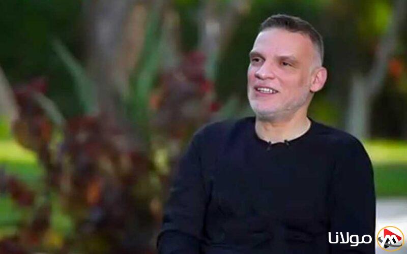 كريم فهمي يتحدث عن منتج وتلقيه خبر وفاة حبيبه: “وقعت على بياض… وبعد يومين توفي”