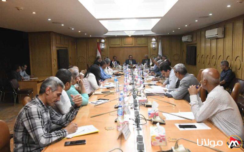 محافظ قنا: رصد دائم لملف التصالح في مخالفات البناء لزيادة سرعة الإنجاز