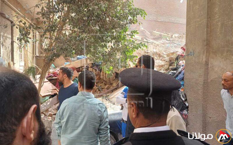 النيابة تتفقد موقع المبنى المنهار في أسيوط