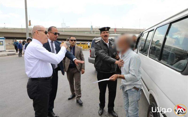 محافظ القاهرة: إنشاء خدمة لمتابعة المنطقة المحيطة بموقف السلام لمنع تكرار الفوضى مرة أخرى.