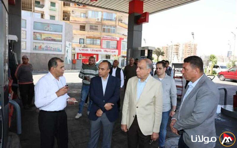 محافظ المنيا: استمرار الرقابة على المواقف لضمان الالتزام بالتعريفة الجديدة للركوب