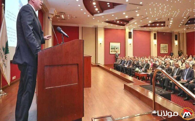 وزير النفط يقدم عرضاً حول الخطوط العريضة للاستراتيجية الخاصة بالوزارة