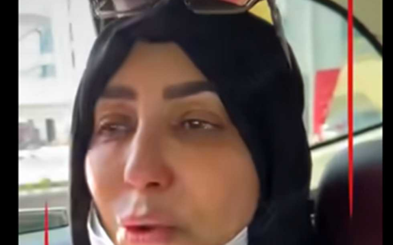 وفاء عامر تنهار بالبكاء خلال جنازة إبراهيم شيكا وتوجه كلمات مؤثرة لزوجته (فيديو)