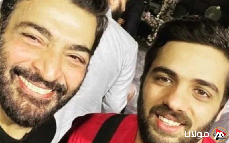 بين جيلين: حميد الشاعري يشارك صورًا مع ابنه على مر السنين