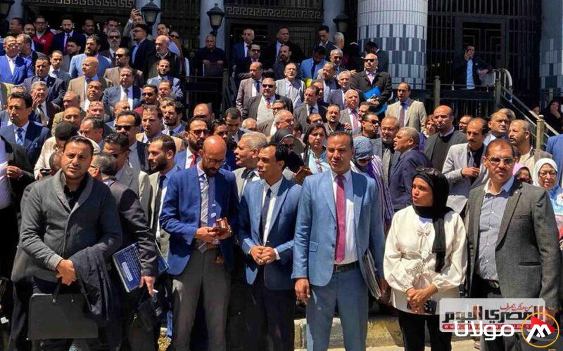 «العدالة للجميع وليس فقط لمن يملك القدرة المالية».. نقابات المحامين في البلاد تندد بزيادة رسوم المحاكمات.