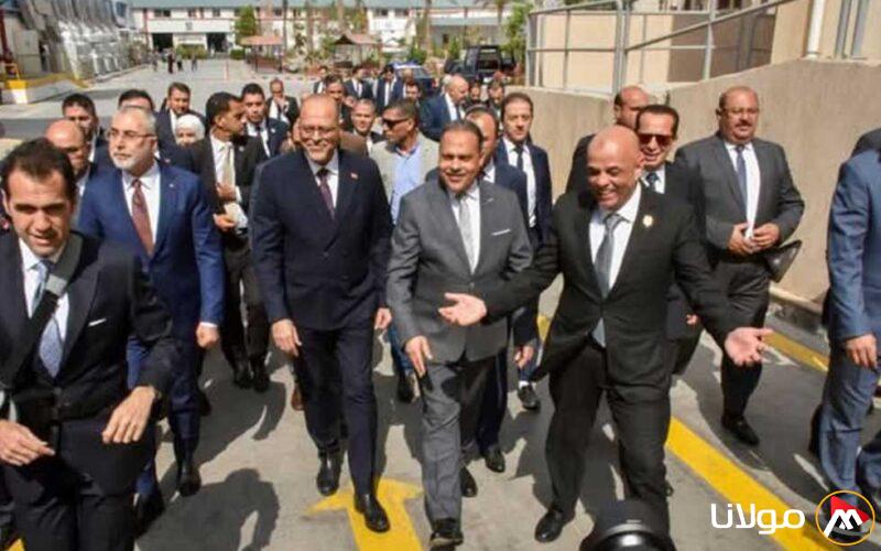 وزير العمل المصري والتركي يقومان بزيارة لشركة في مدينة العاشر من رمضان