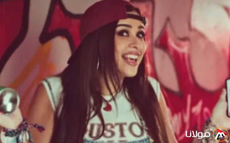 ياسمين عبدالعزيز تسترجع ذكريات “زكي شان” و”الآنسة مامي” من خلال إعلان جديد (فيديو)