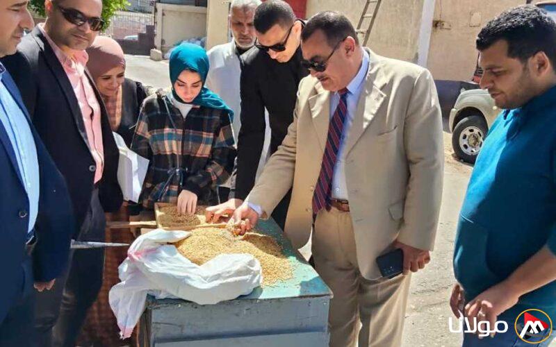 وكيل وزارة التموين في دمياط يتفقد عملية توريد القمح بالمحافظة
