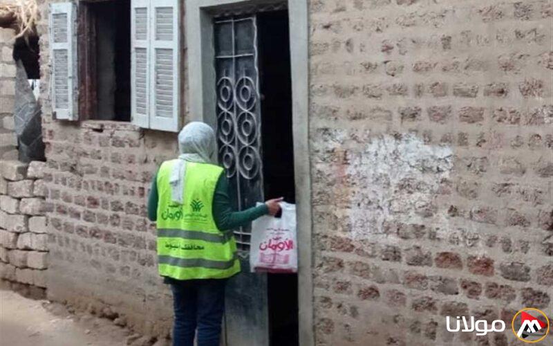 توزيع 14 طن من اللحوم على 7 آلاف عائلة في قرى ونجوع أسيوط (تقرير)