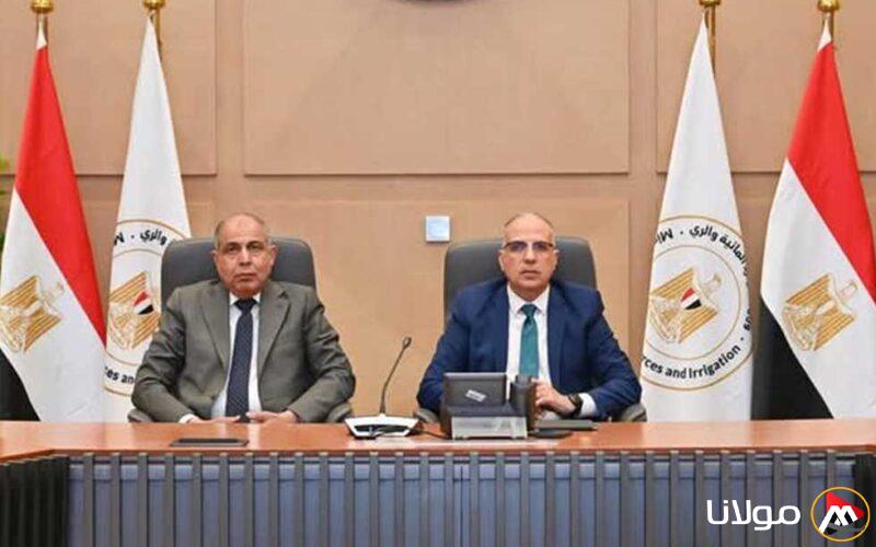 وزير الري ومحافظ المنيا يناقشان سبل الحفاظ على نهر النيل وتحسين نظام المياه