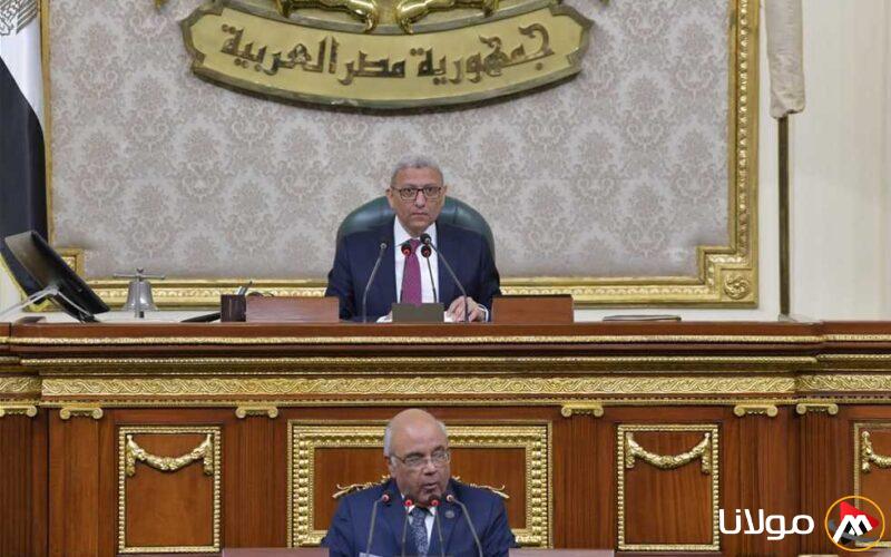 مصطفى بكري يعبّر عن استيائه من صمت الحكومة تجاه تصريحات ترامب بشأن قناة السويس