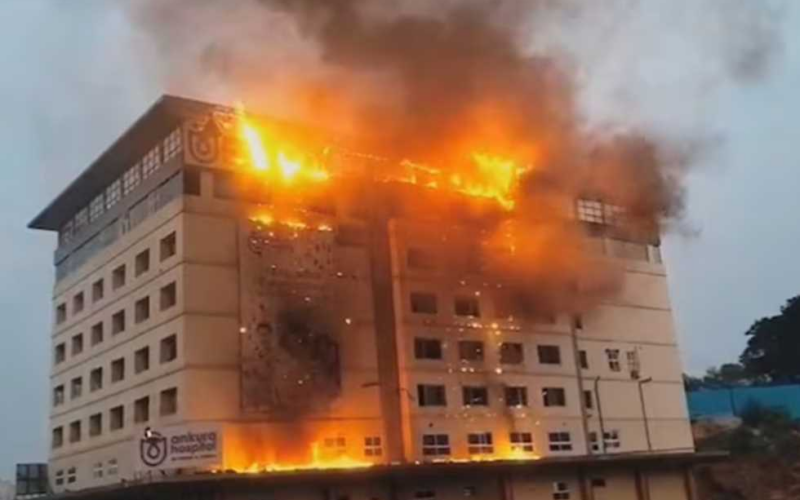 «هل استهدف الحوثي مقر الموساد الإسرائيلي بصاروخ فرط صوتي؟ اكتشف صحة الفيديو»