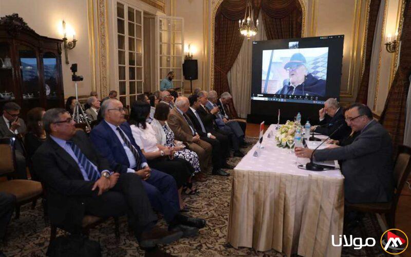 تصريحات ترامب حول عبور السفن الأمريكية لقناة السويس دون رسوم تثير جدلاً واسعًا بين الخبراء