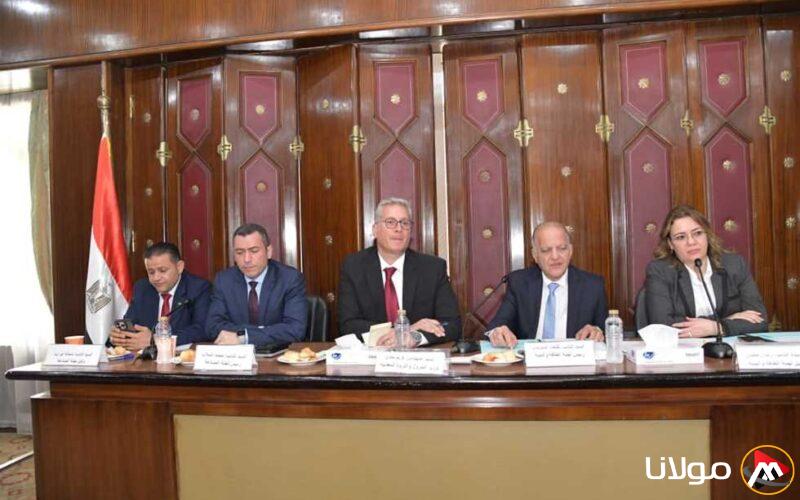«صناعة النواب» تبحث عن حلول لتوفير الغاز للمصانع بأسعار تنافسية ووزير البترول يعد بحل الأزمة قريبًا