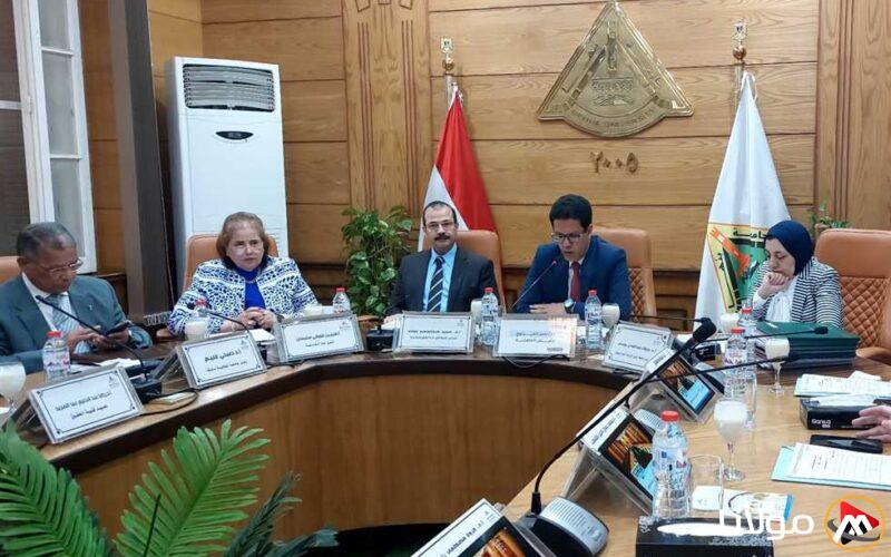 مجلس جامعة بنها يستعد لامتحانات الفصل الدراسي الثاني وسط طوارئ بالكليات