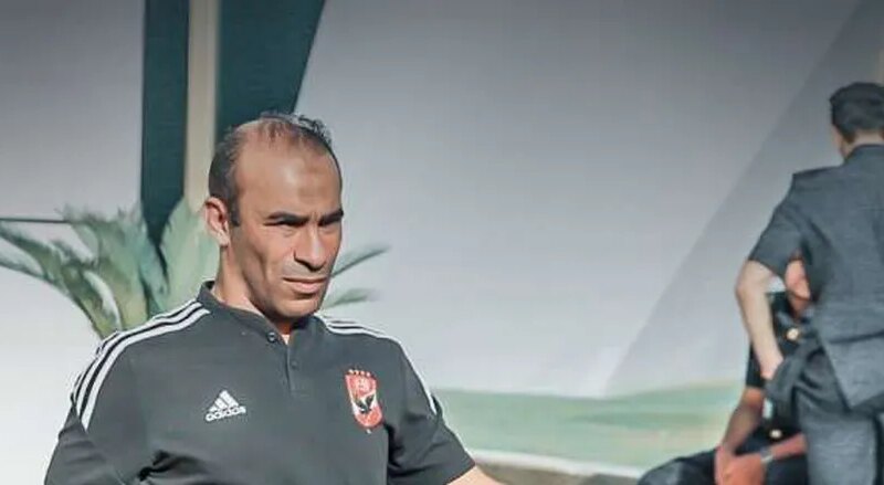 عبدالحفيظ يرفض مطالب جماهير الأهلي بإقالة كولر: “ليس الوقت مناسباً للمحاسبة”