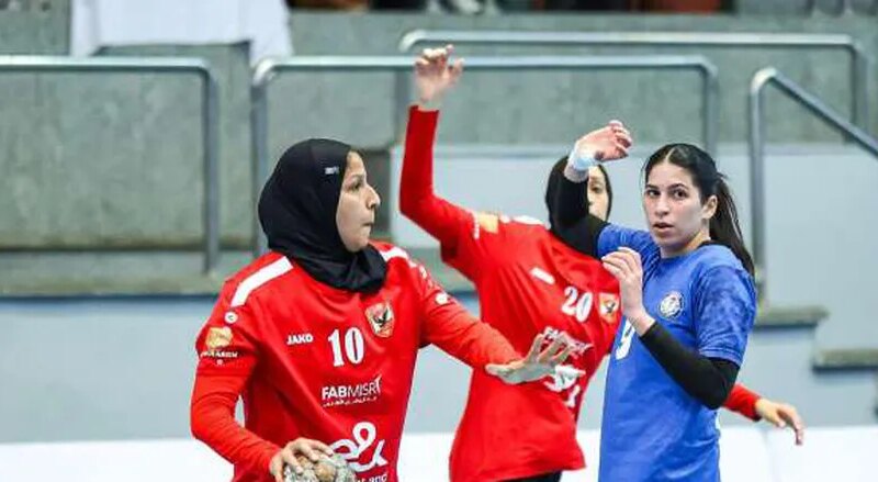 فريق سيدات الأهلي يتوج ببطولة كأس مصر لكرة اليد بفوز مثير على سموحة