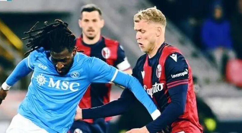 بولونيا يعطل تقدم نابولي في الدوري الإيطالي ويقدم هدية ثمينة لإنتر ميلان