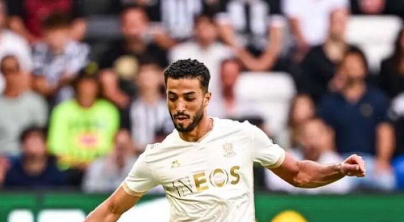 نيس يضع شرطًا غير متوقع لعودة محمد عبد المنعم إلى الأهلي