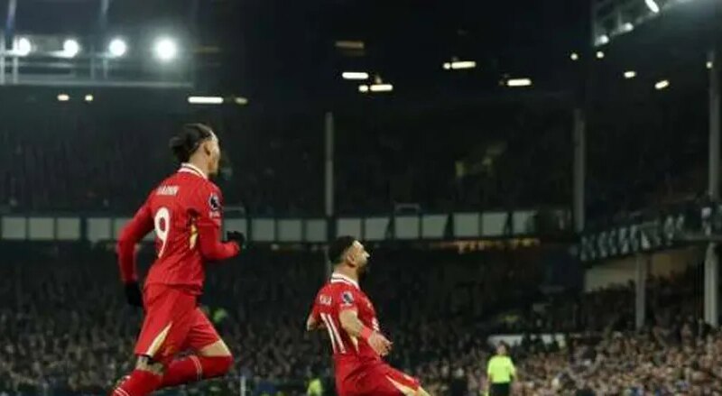 الأجر الأكبر في تاريخ ليفربول: التفاصيل الكاملة لتجديد عقد محمد صلاح