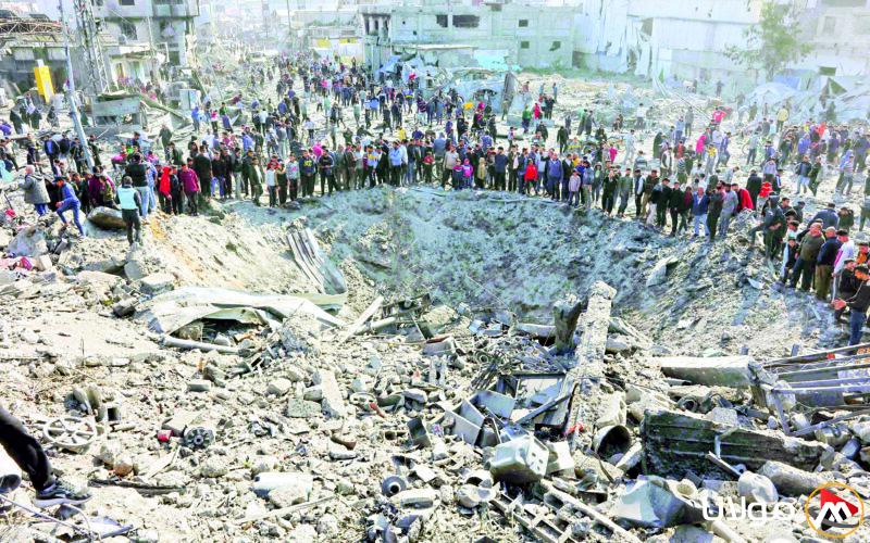 إسرائيل تشير إلى تقليص مساحة غزة وتwarn سكانها بالإخلاء