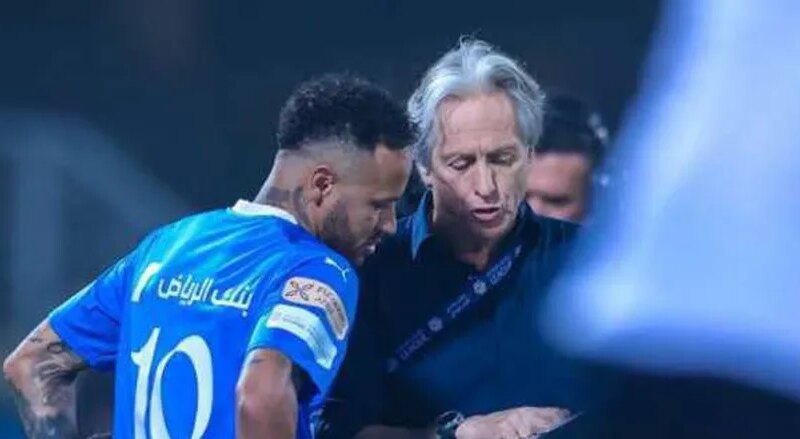 جيسوس يغادر الهلال.. والشلهوب يتولى المهمة مؤقتًا