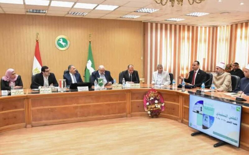 «تنفيذي الشرقية» يستعرض آخر مستجدات التصالح في مخالفات البناء وتأثير المتغيرات المكانية