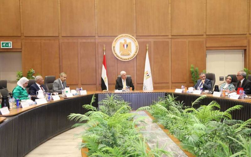 فرص التعليم العالي: كيف تساهم المعادلة في التحاق طلاب الدبلومات الفنية بكليات الهندسة؟